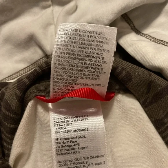 The North Face Women’s Henley Pullover Hoodie Ivory - Picture 11 of 12